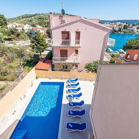 Apartments Pralija ザボリッチ エクステリア 写真