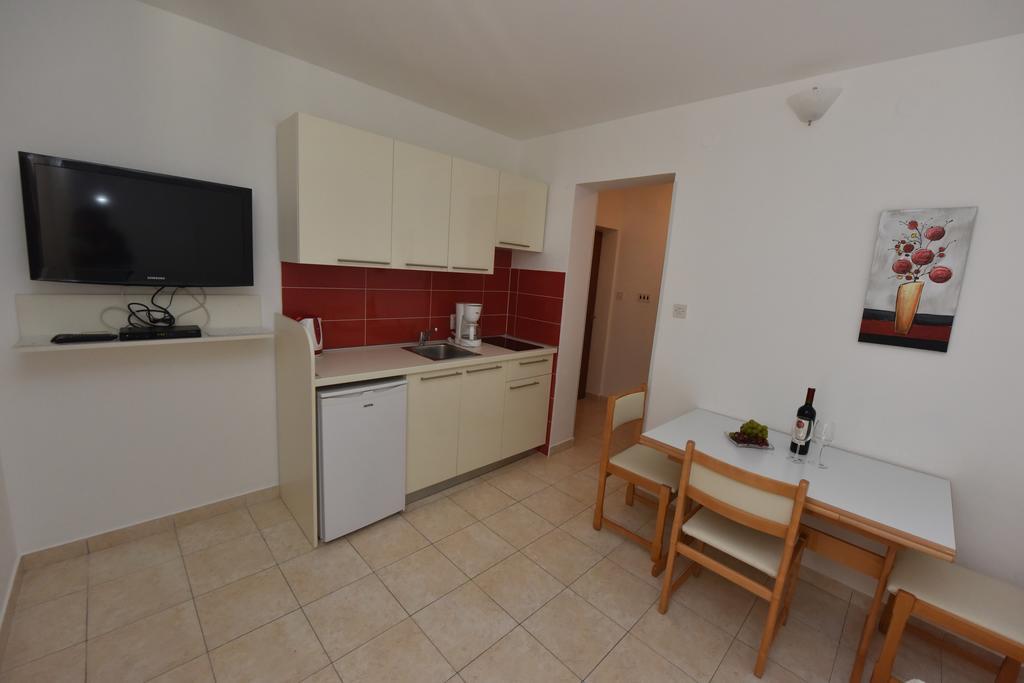 Apartments Pralija ザボリッチ エクステリア 写真
