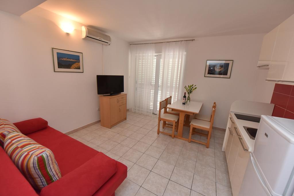 Apartments Pralija ザボリッチ エクステリア 写真