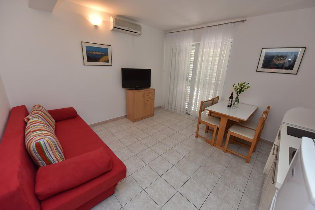 Apartments Pralija ザボリッチ エクステリア 写真
