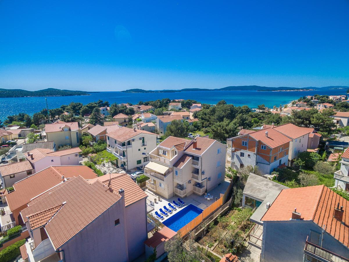 Apartments Pralija ザボリッチ エクステリア 写真